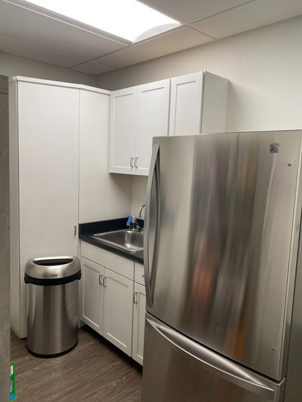 More Photos Of 3150 E Fremont St, Stockton Office Residential For Lease