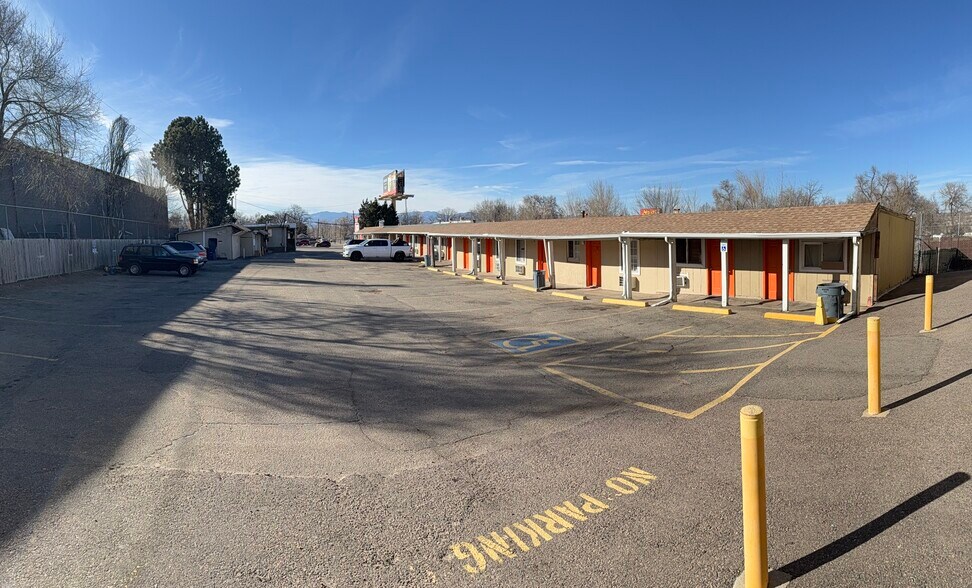 More Photos Of 5450 Federal Blvd, Denver Hotel For Sale