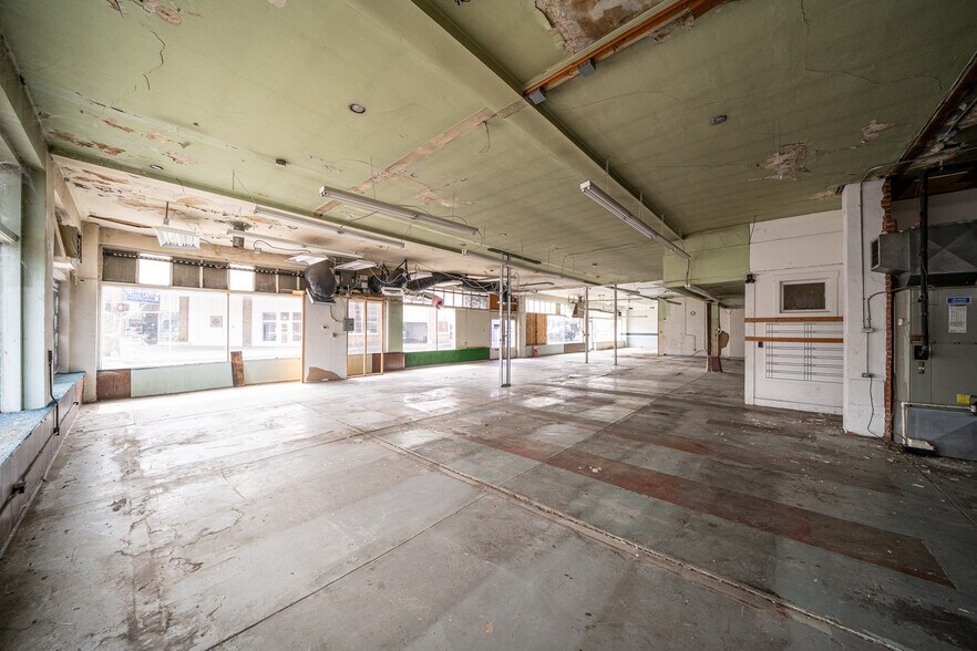 More Photos Of 844 D St, Lewiston Flex For Sale