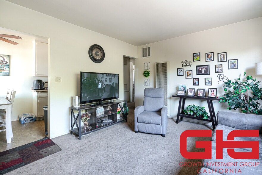 More Photos Of 1757 E Villa St, Pasadena Apartments For Sale