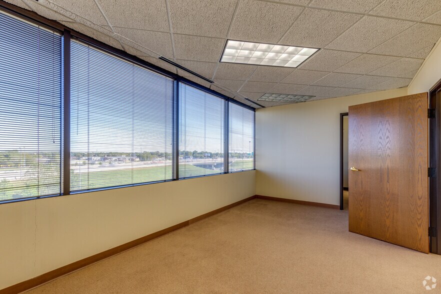 Photo of 4th Floor Ste 412
