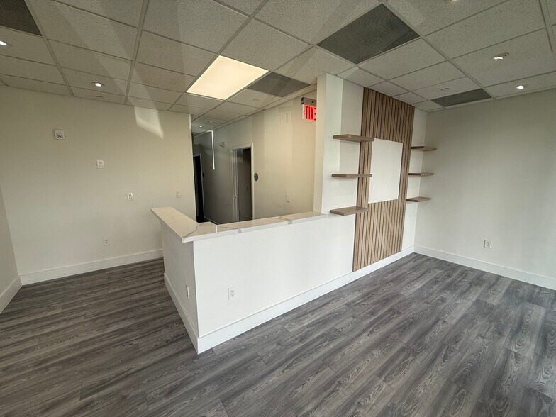 More Photos Of 7950 NW 53rd St, Doral Medical For Lease