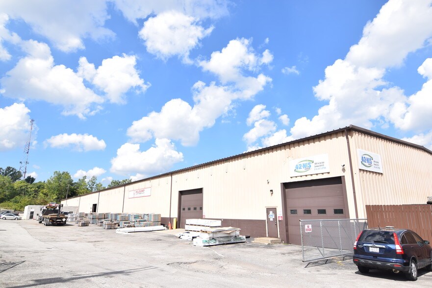 More Photos Of 5000 Van Epps Rd, Brooklyn Heights Warehouse For Lease