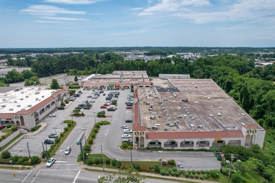 More Photos Of 4925 W Market St, Greensboro General Retail For Sale