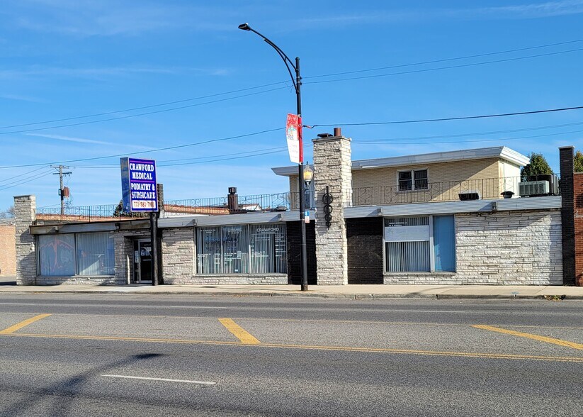 Primary Photo Of 6441-6453 S Pulaski Rd, Chicago General Retail For Sale