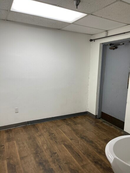 More Photos Of 5830 S Sherwood Forest Blvd, Baton Rouge Freestanding For Lease