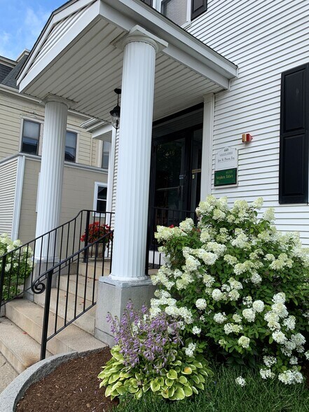 More Photos Of 446 County St, New Bedford Office For Sale