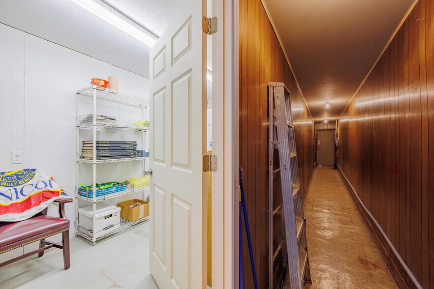 More Photos Of 218 Gay St, Erwin Loft Creative Space For Sale