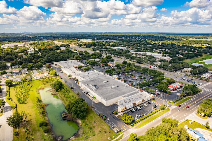 More Photos Of 1901-1999 State Road 60 E, Valrico Storefront For Lease