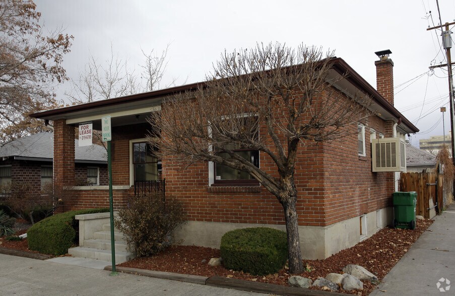 More Photos Of 119 Thoma St, Reno Office For Lease