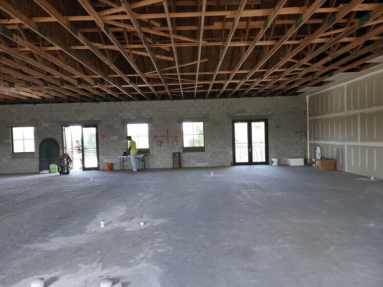 More Photos Of 1400 Hillmoor Dr, Port Saint Lucie Medical For Sale