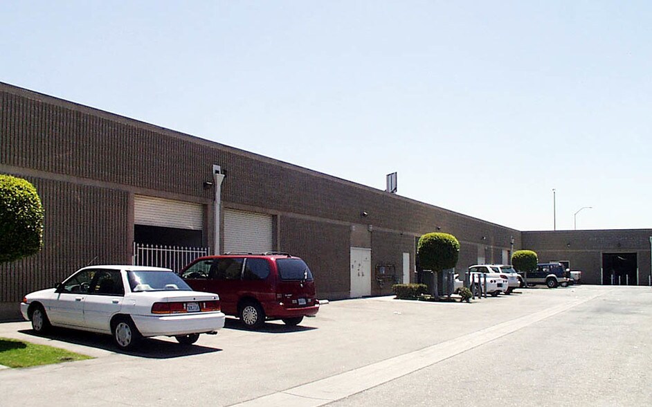 More Photos Of 380 W Martin Luther King Blvd, Los Angeles Warehouse For Lease