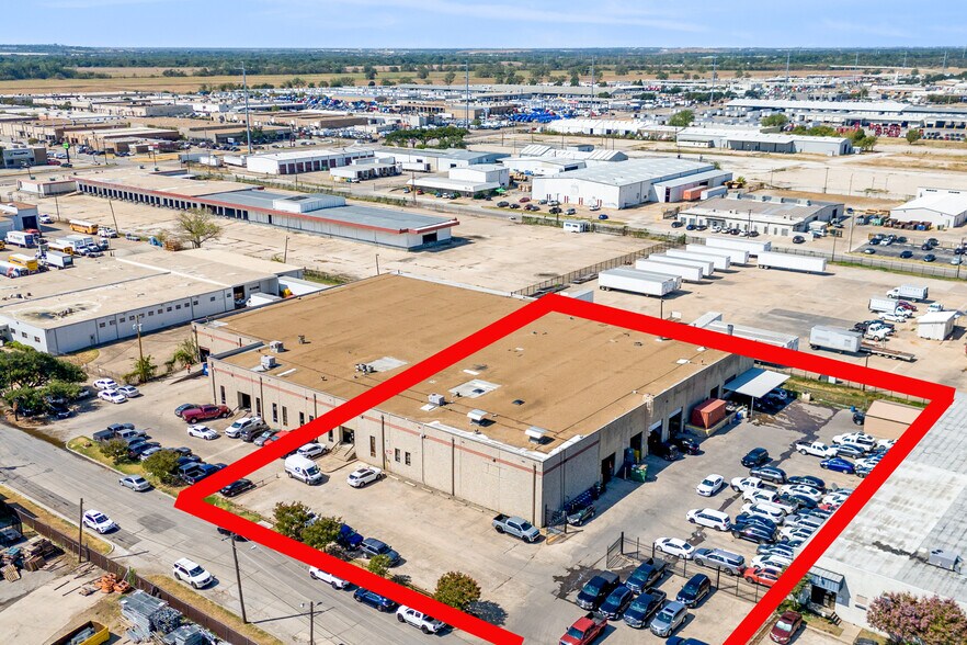 Primary Photo Of 5127-5131 Mercantile Row, Dallas Warehouse For Lease