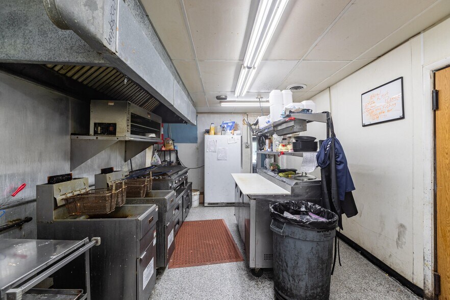 More Photos Of N18078 County Road T, Galesville General Retail For Sale