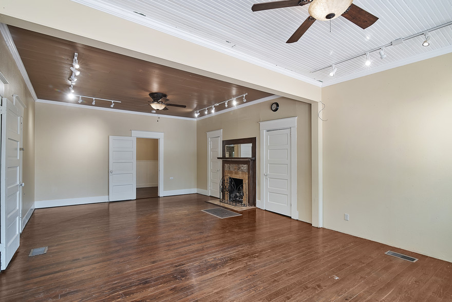 More Photos Of 1008 S Rock St, Georgetown Office Residential For Sale