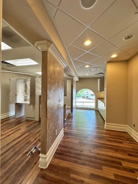 More Photos Of 3643 Highland Dr, Salt Lake City Loft Creative Space For Lease