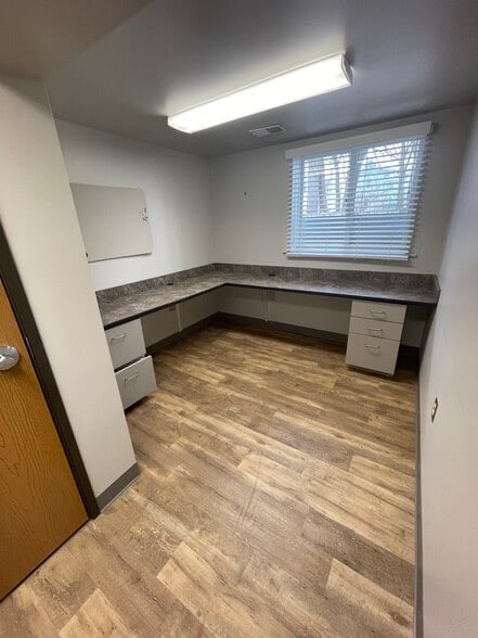 More Photos Of 925 N Michigan Ave, Saginaw Medical For Sale