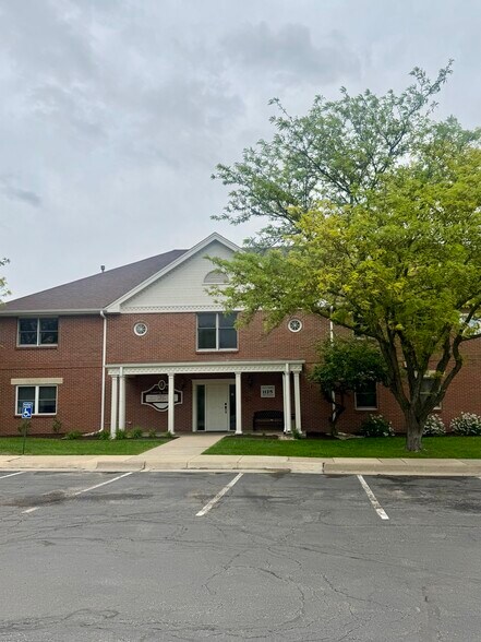 More Photos Of 1121-1125 SW Gage Blvd, Topeka Medical For Sale