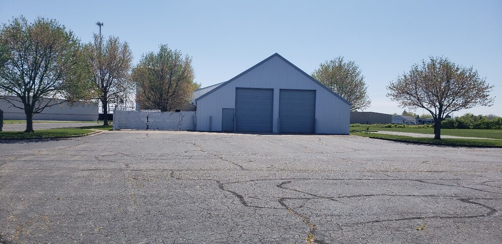 More Photos Of 4949 S Cr-25a, Tipp City Manufacturing For Sale