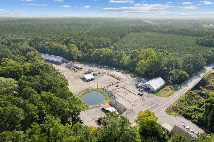 More Photos Of 14417 Courthouse Rd, Dinwiddie Flex For Sale