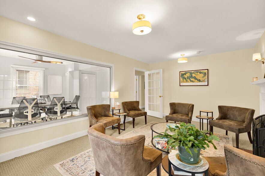 Primary Photo Of 8607 Cedar St, Silver Spring Coworking Space