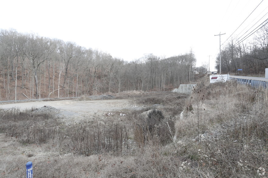 Primary Photo Of 1908 Mount Nebo Rd, Sewickley Fast Food For Lease