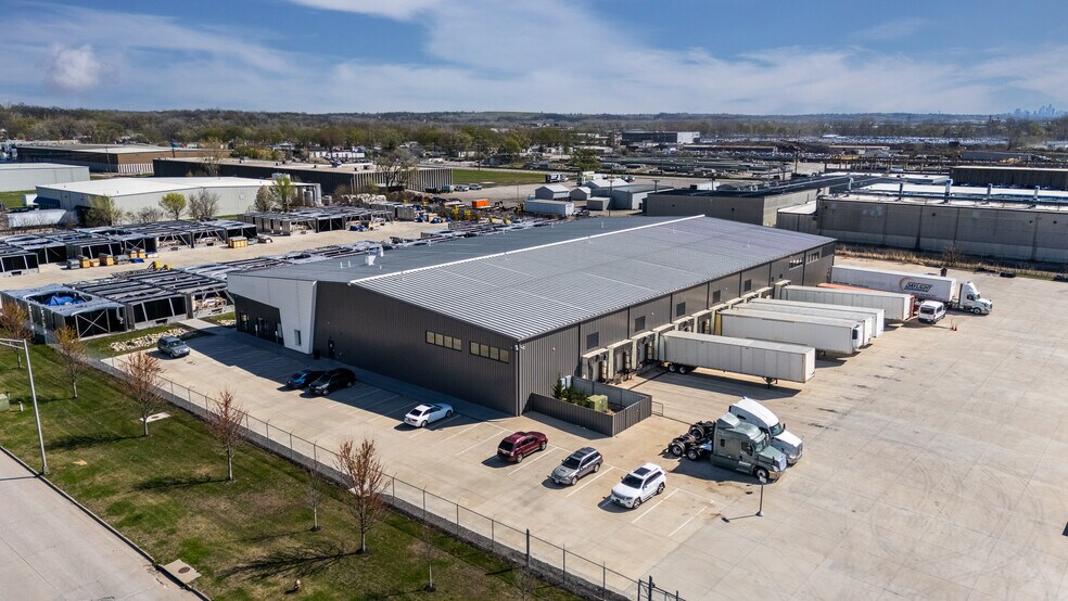 More Photos Of 753 South 66th Ter, Kansas City Warehouse For Sale