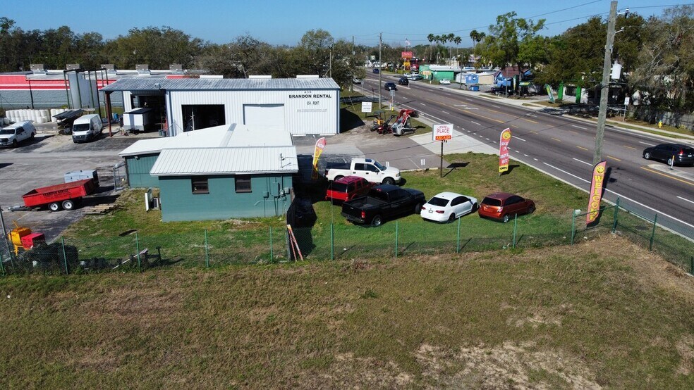 More Photos Of 430 W Dr Martin Luther King Jr Blvd, Seffner Storefront Retail Office For Sale