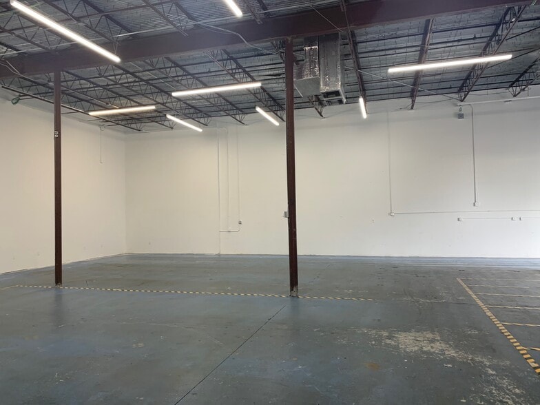 More Photos Of 1020 NW 6th St, Deerfield Beach Light Distribution For Lease