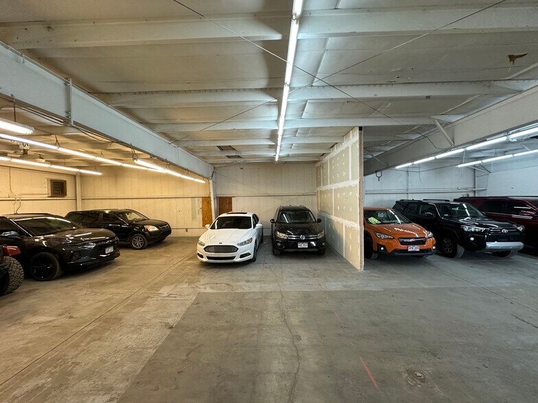 More Photos Of 2101 S Platte River Dr, Denver Warehouse For Lease