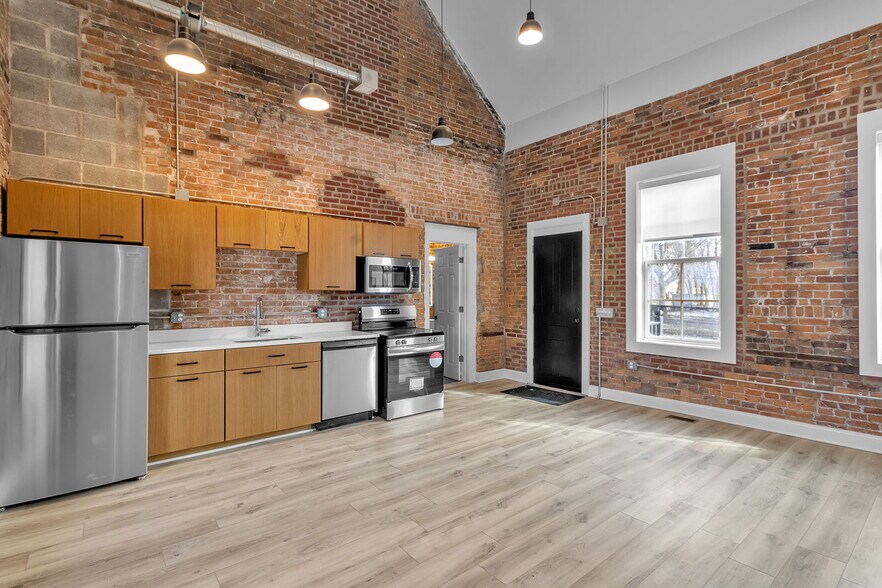 More Photos Of 204 High St, Buffalo Apartments For Sale
