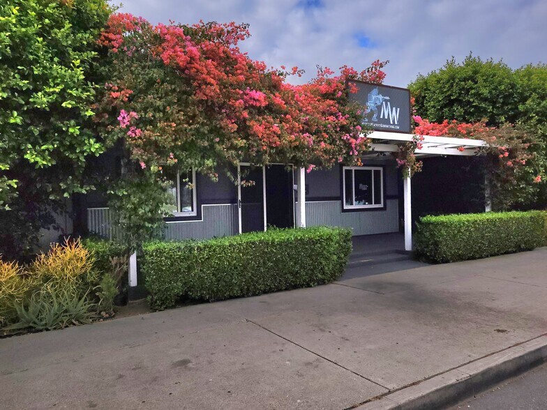 More Photos Of 11276 Washington Pl, Culver City Storefront For Lease