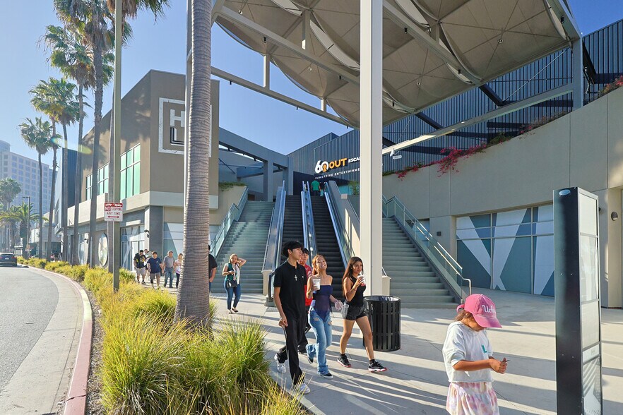 More Photos Of 6081 Center Dr, Los Angeles Unknown For Lease