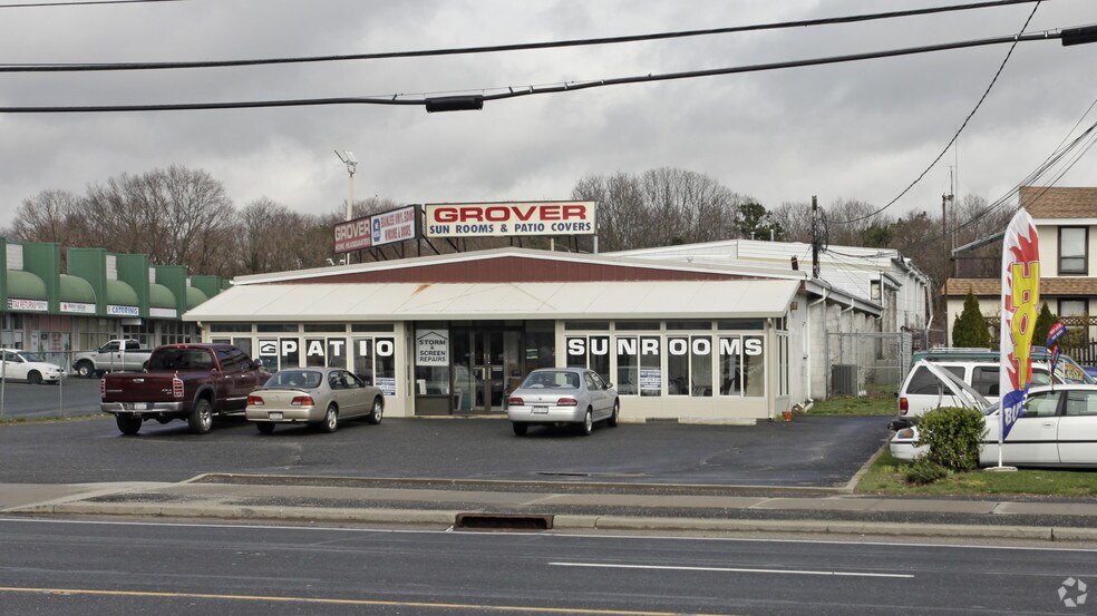 More Photos Of 577 Medford Ave, Patchogue Industrial For Sale