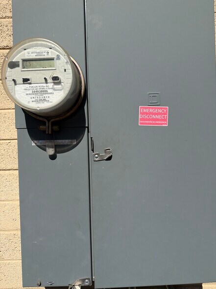 More Photos Of 3122-3144 E Columbia St, Tucson Research And Development For Sale