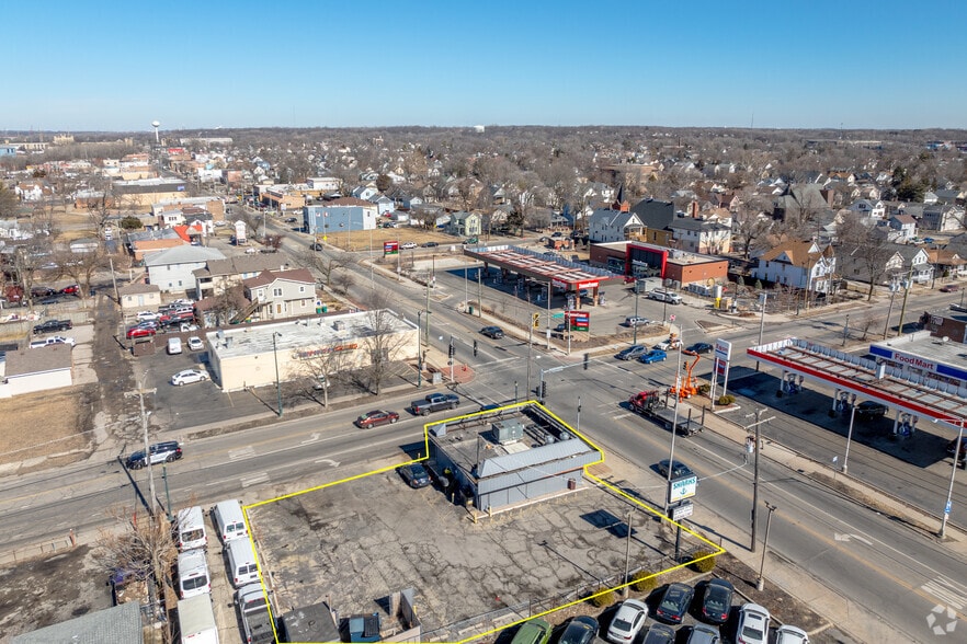 More Photos Of 345 Collins St, Joliet Fast Food For Sale