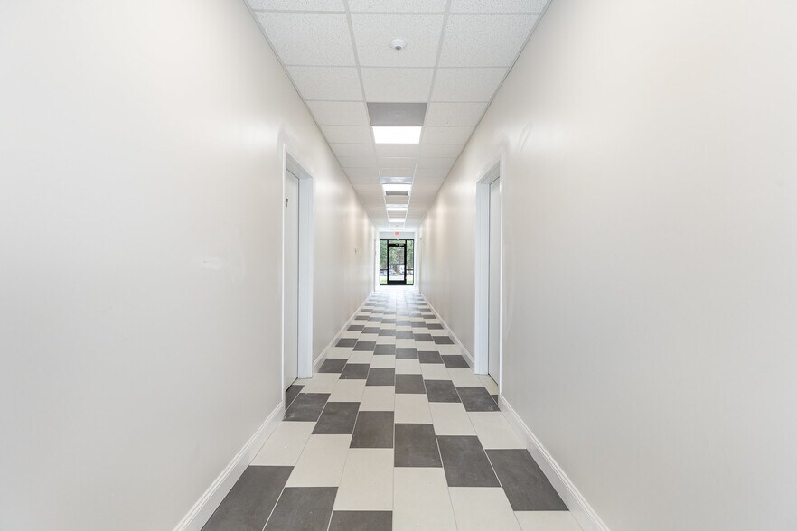 More Photos Of 9124 Courthouse Rd, Spotsylvania Office For Lease