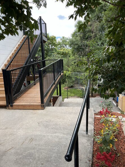 More Photos Of 3950 Turnpike Dr, Westminster Apartments For Sale