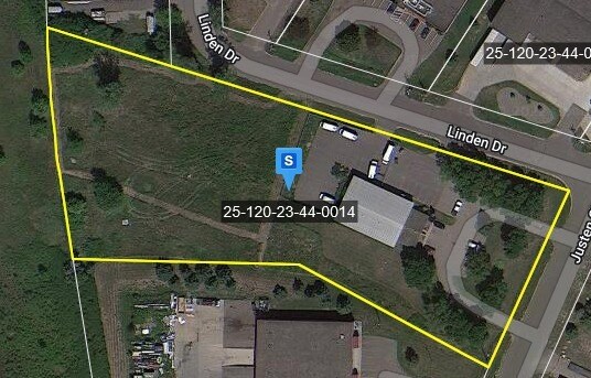 More Photos Of 11785 Justen Cir, Osseo Service For Lease