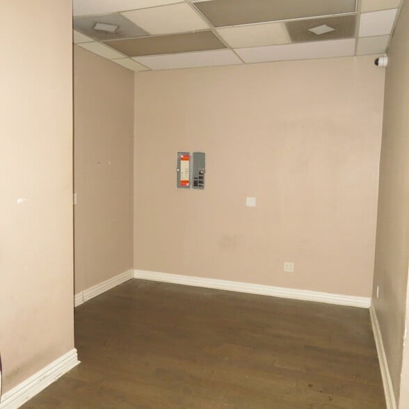 More Photos Of 17026-17030 E Cypress St, Covina Medical For Lease