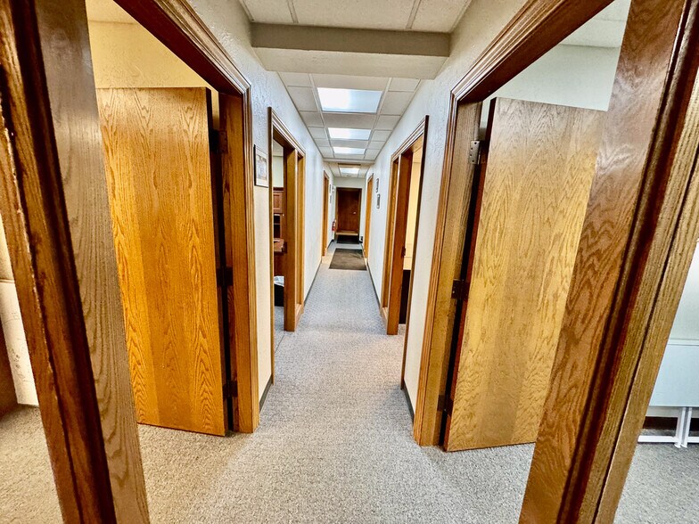 More Photos Of 1050 Triplett Blvd, Akron Warehouse For Sale