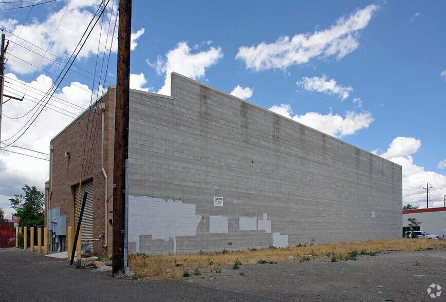 More Photos Of 600-620 S 18th St, Sparks Warehouse For Lease