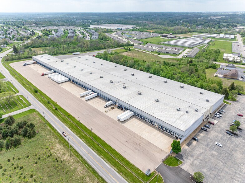 More Photos Of 1340 E Dayton Yellow Springs Rd, Fairborn Distribution For Lease