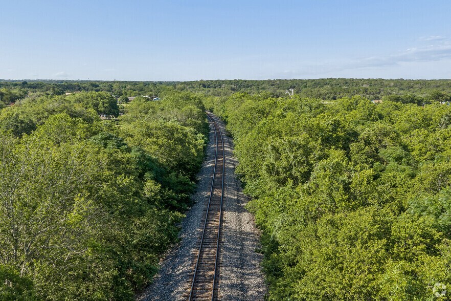 More Photos Of 12905 Lowden Ln, Manchaca Land For Sale