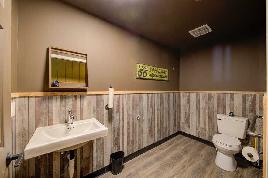 More Photos Of 2930 Rt 43, Averill Park Restaurant For Sale