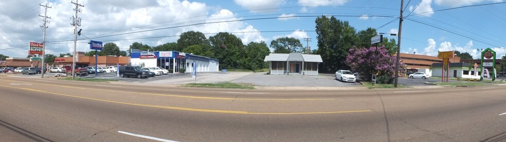 More Photos Of 4446 Elvis Presley Blvd, Memphis Freestanding For Sale