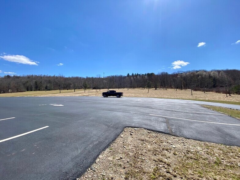 More Photos Of 16888 State Route 706, Montrose Medical For Lease