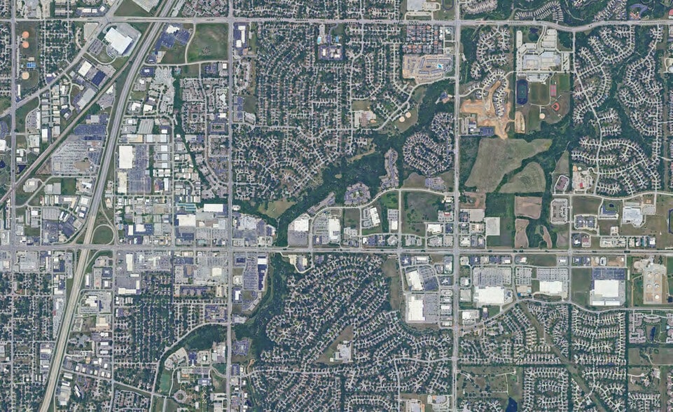 More Photos Of 16175 W 135th St, Olathe Freestanding For Sale