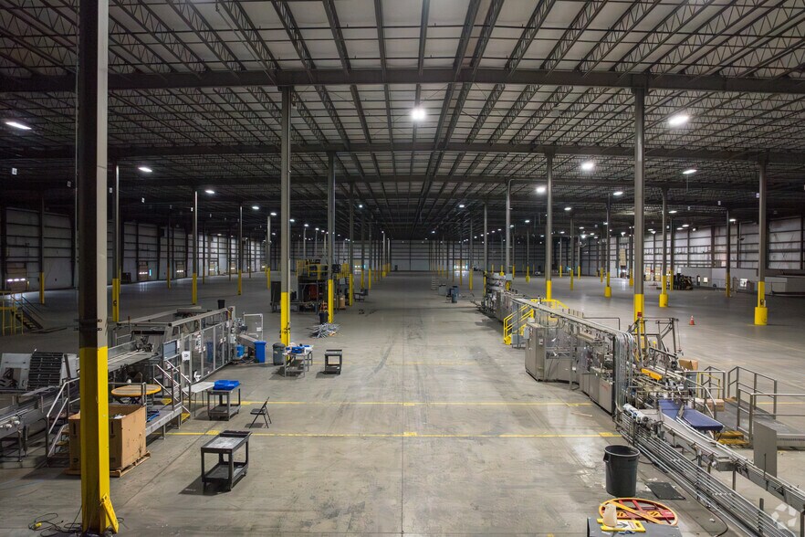 More Photos Of 49 E 3rd Ave, Toppenish Warehouse For Sale