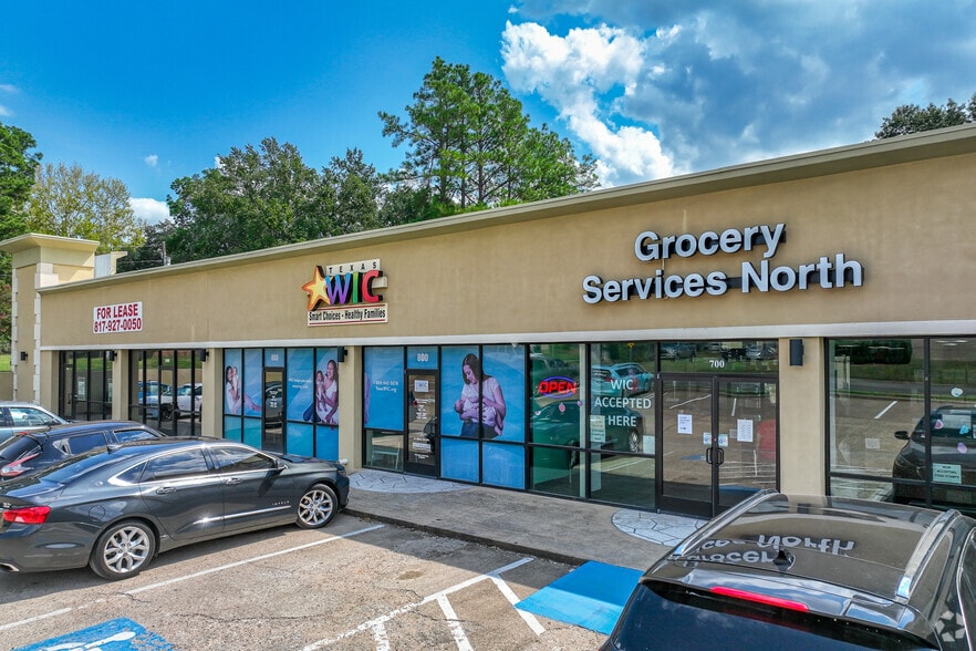 More Photos Of 3400-3502 S Broadway, Tyler Unknown For Lease